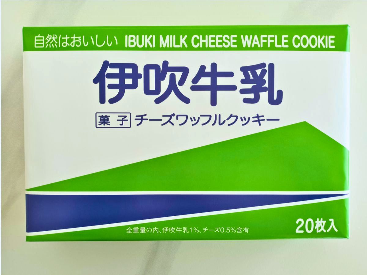 伊吹牛乳 チーズワッフルクッキーの商品写真